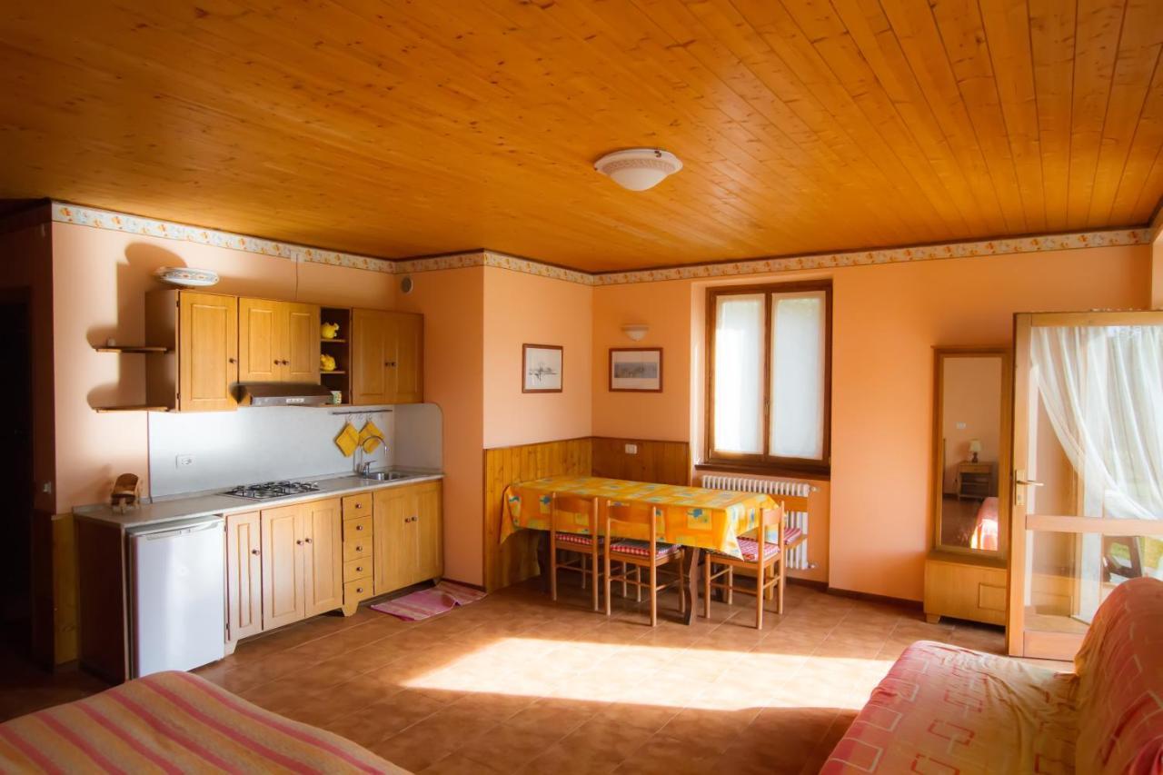 Guest House Il Nido Dello Svasso -Foresteria Lombarda- Sorico Bagian luar foto